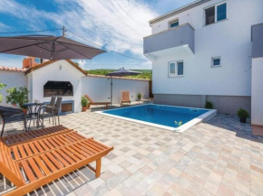 Bianca Comfortable holiday residence